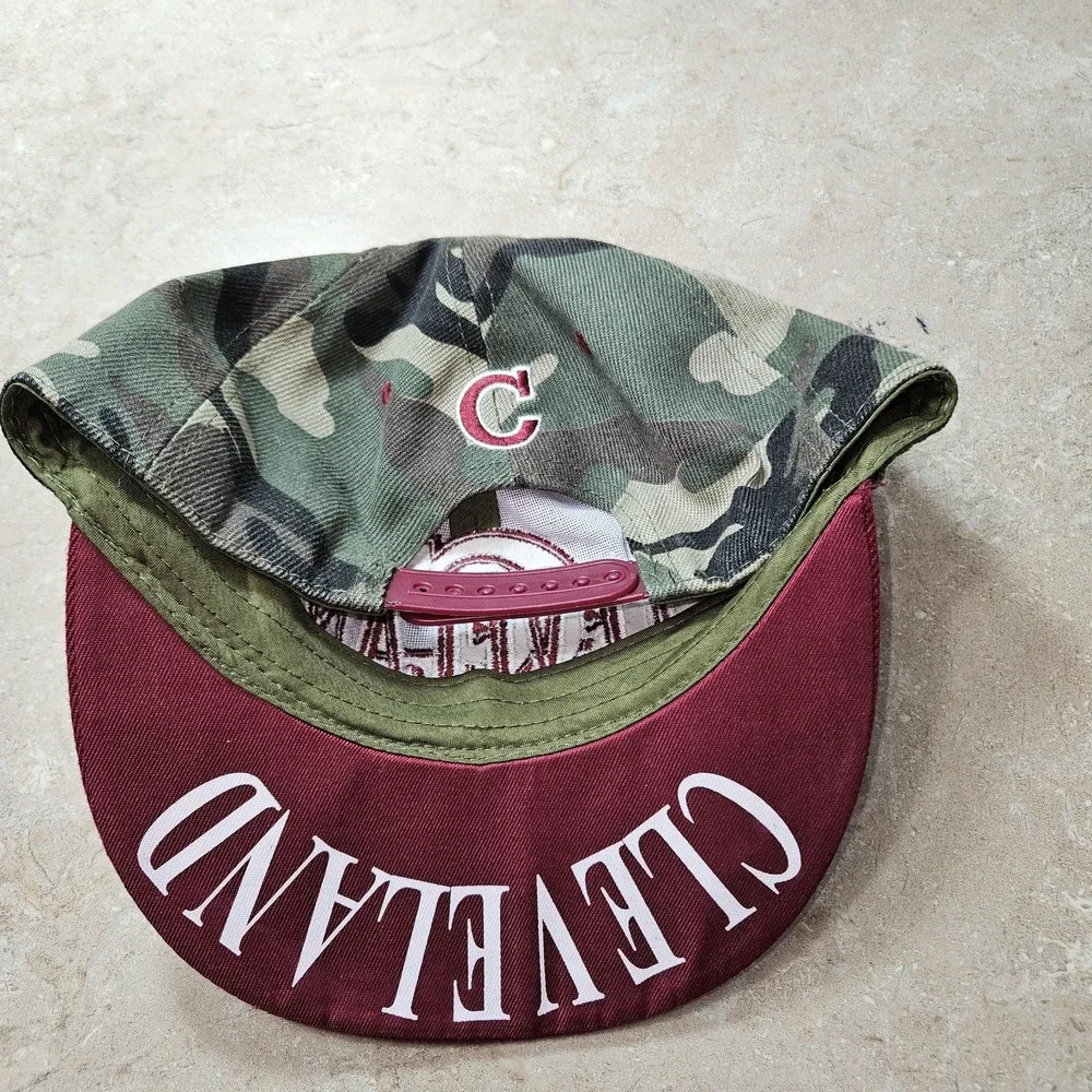 Cleveland Hat Cap Snap Back Mens Camo Red Baseball Flat Bill‎ Streetwear